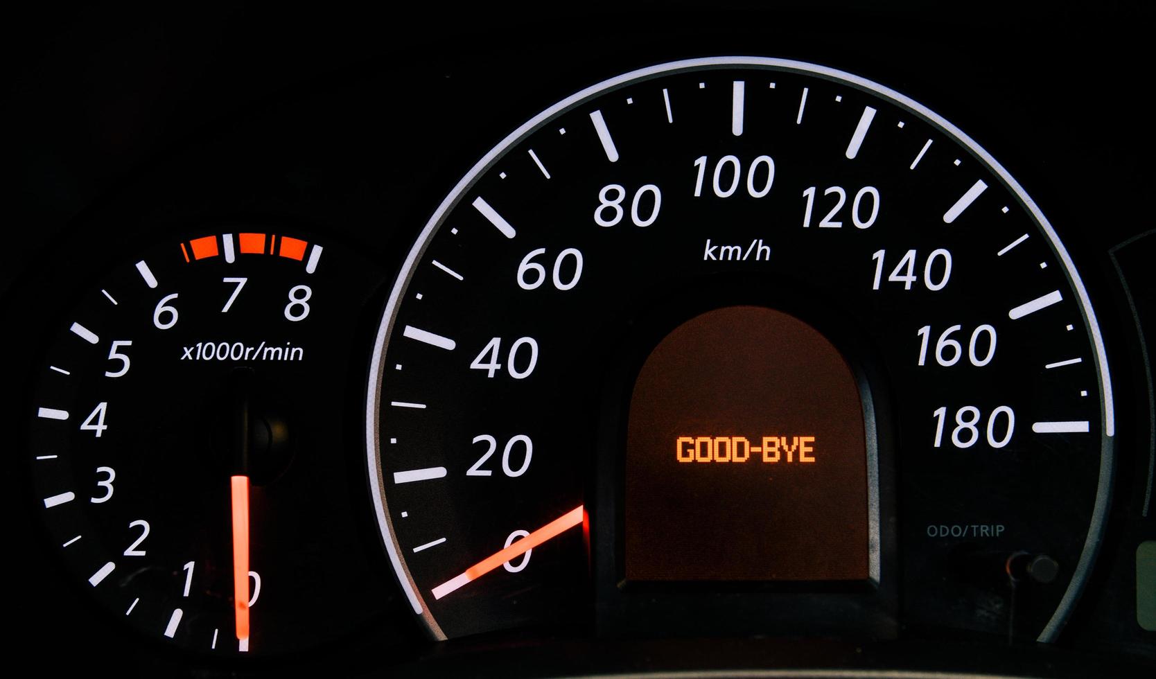 Primer tablero de instrumentos del coche foto