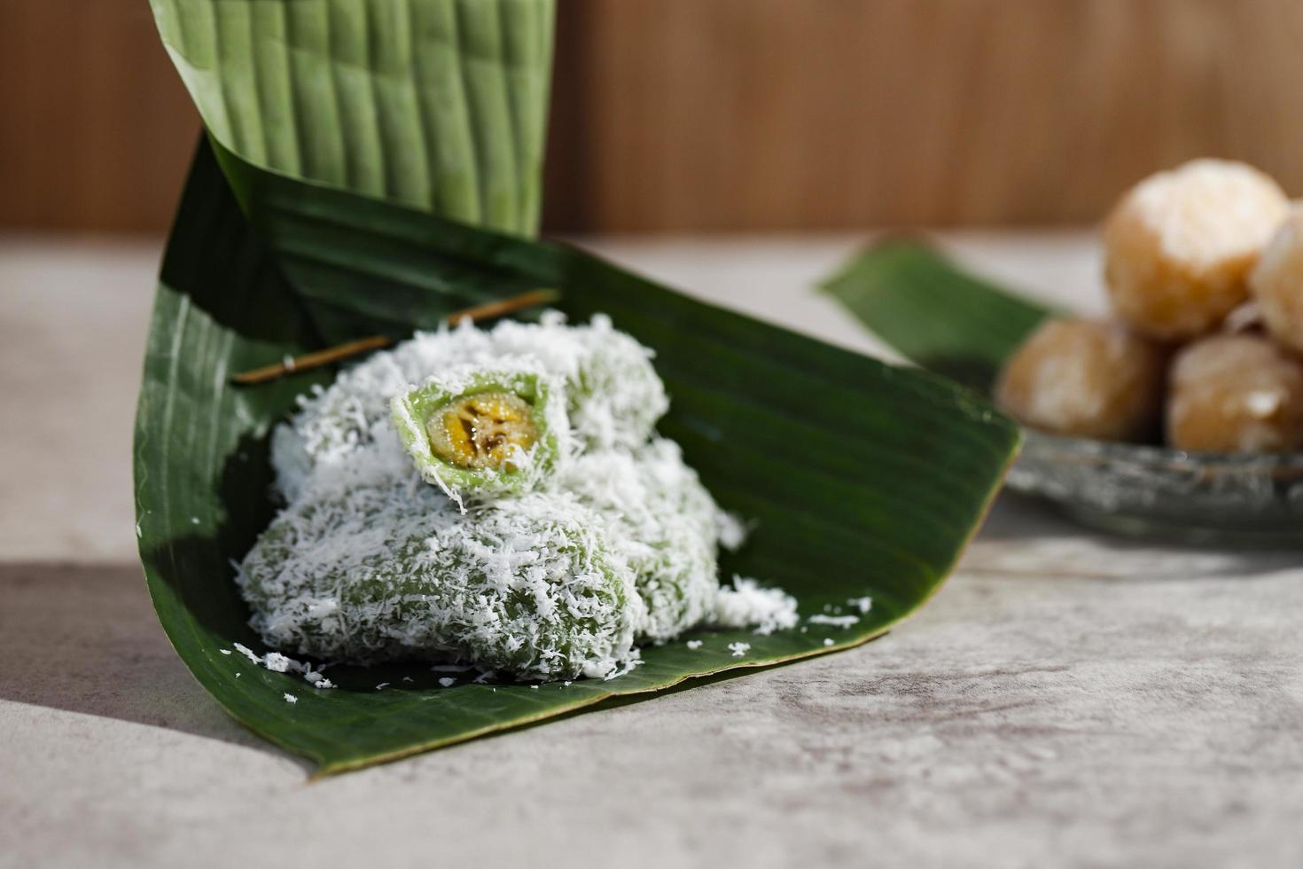 Sanggar Banyu, Putri Noong, Pisang Rai photo