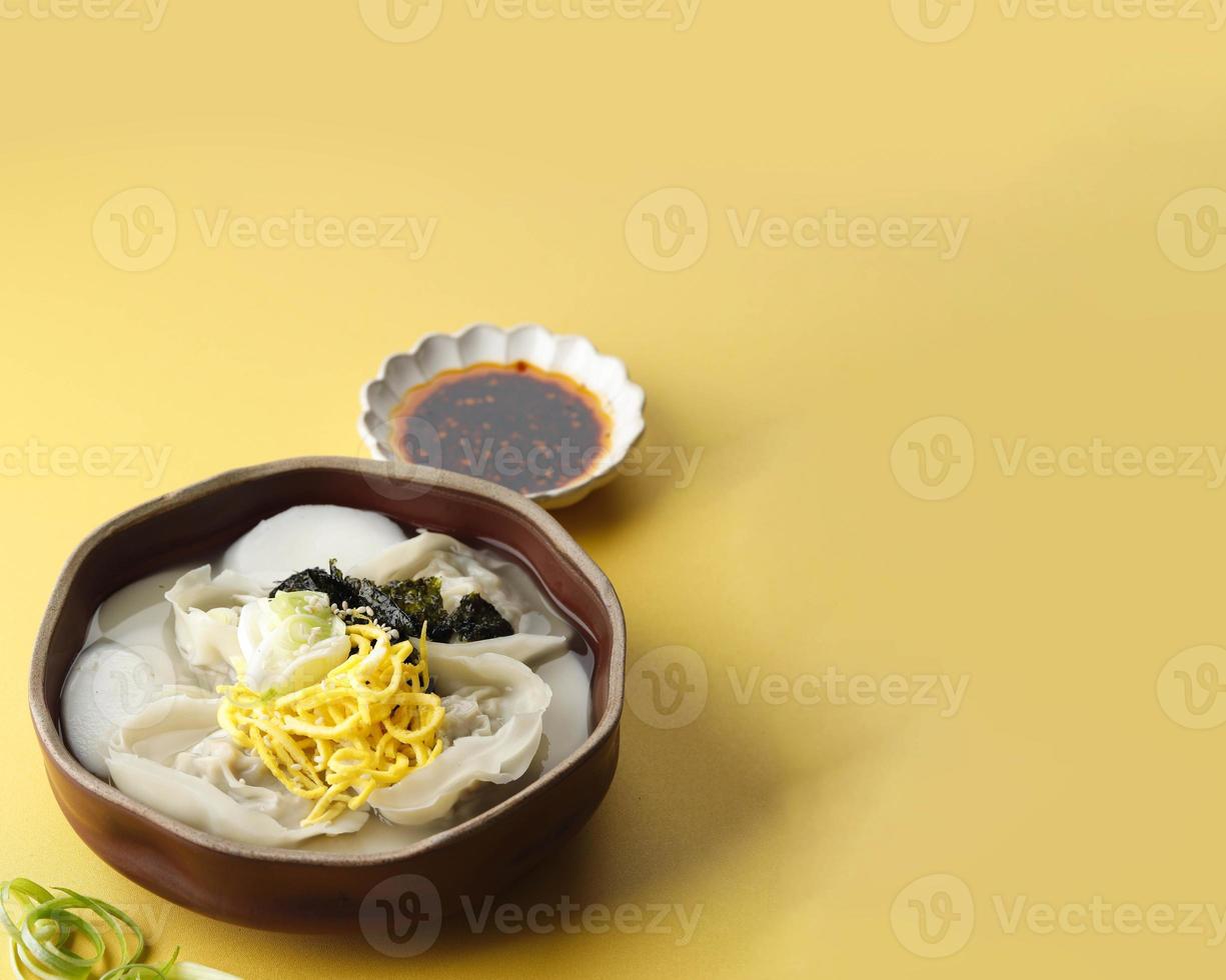 Korean Dumpling and Rice Cake Soup, Mandu Tteok Guk photo