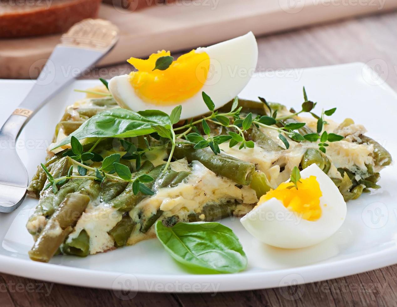 Omelet with green bean photo