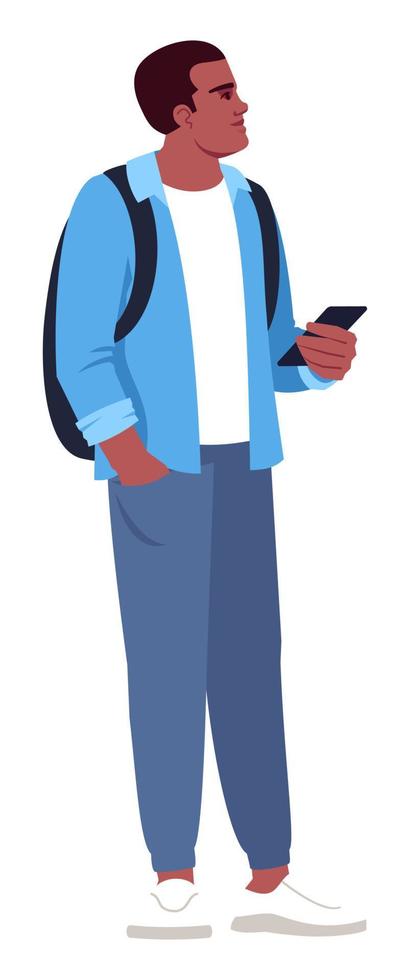 hombre con smartphone semi plano rgb color vector ilustración. reunión con fecha en línea. figura de pie. chico elegante esperando la hora de salida personaje de dibujos animados aislado sobre fondo blanco