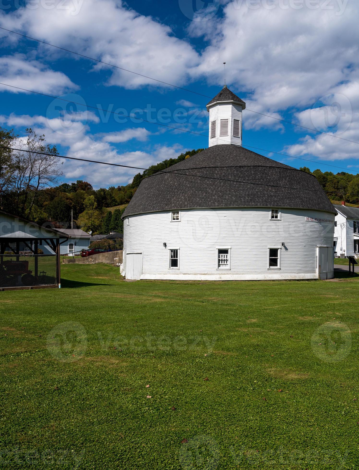 Hamilton round barn and museum in Mannington West Virginia 7221425 Stock Photo at Vecteezy