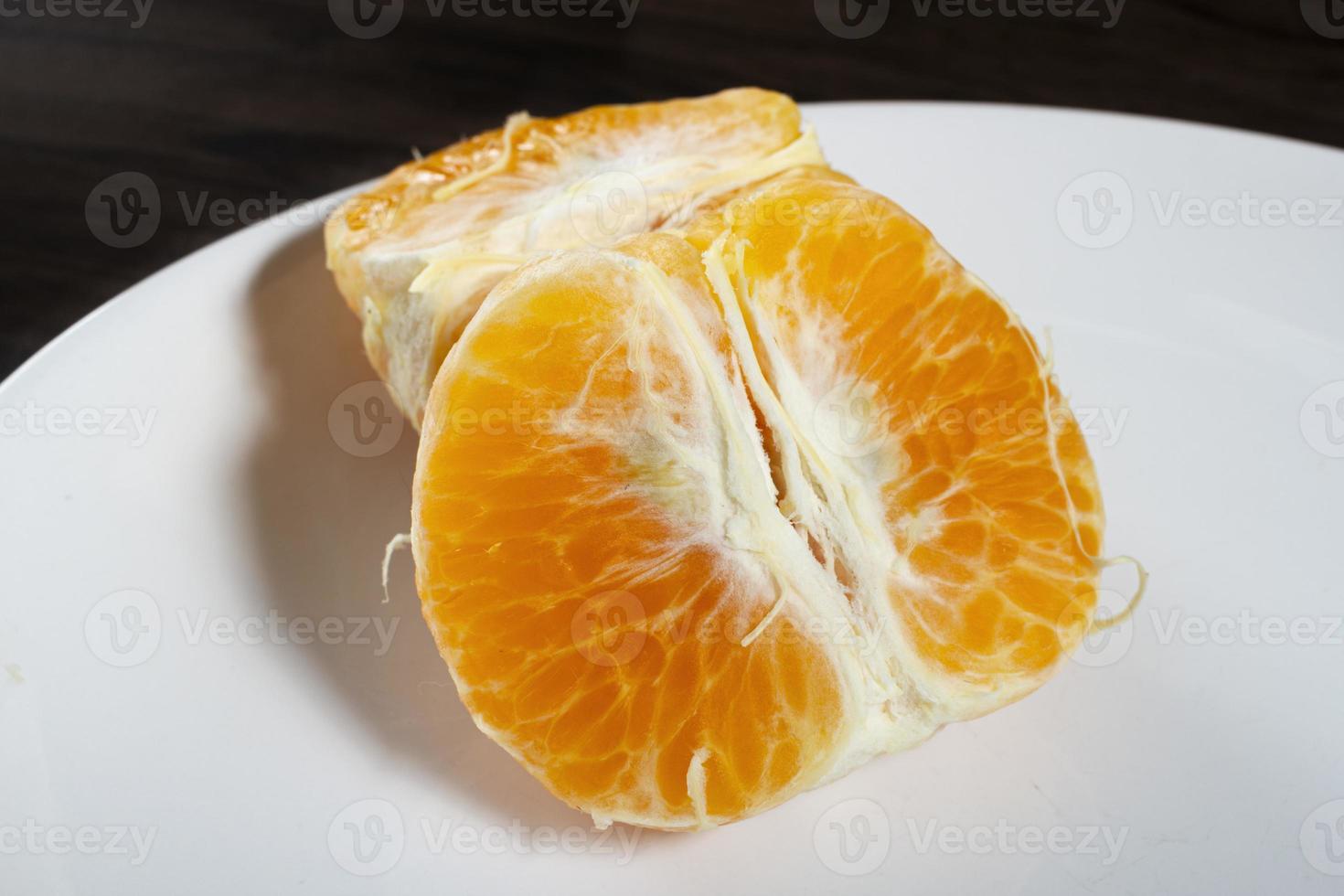 Murcott de mandarina fresca sobre la mesa. enfoque selectivo. foto