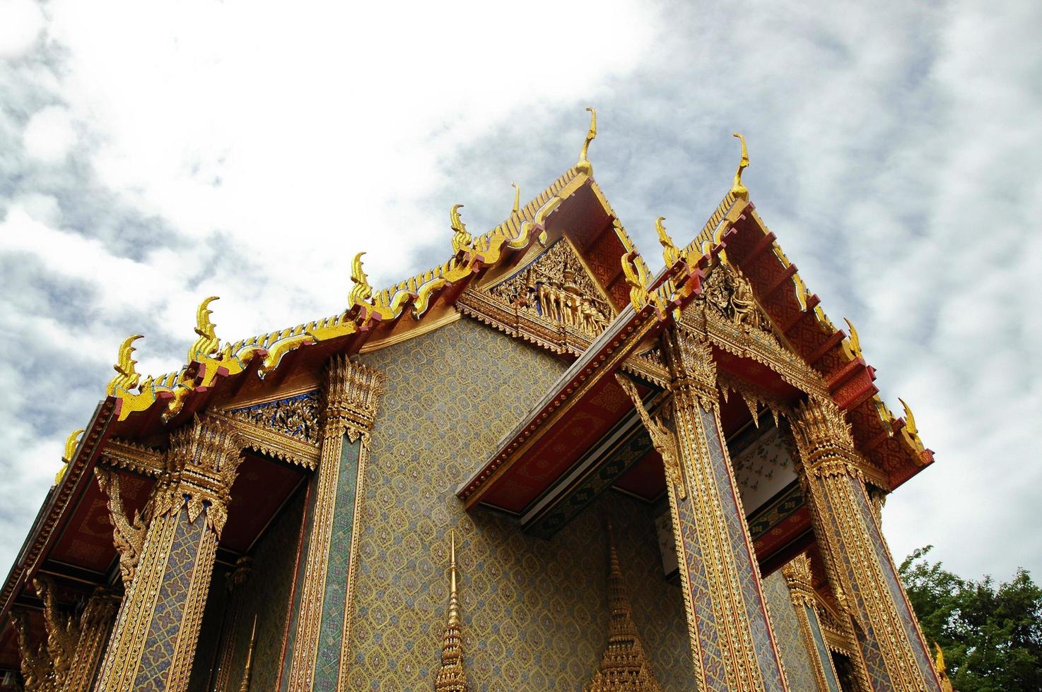 templo de oro tailandés foto