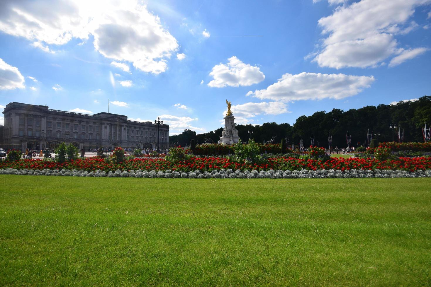 Buckingham Palace, London, UK, 2019 photo