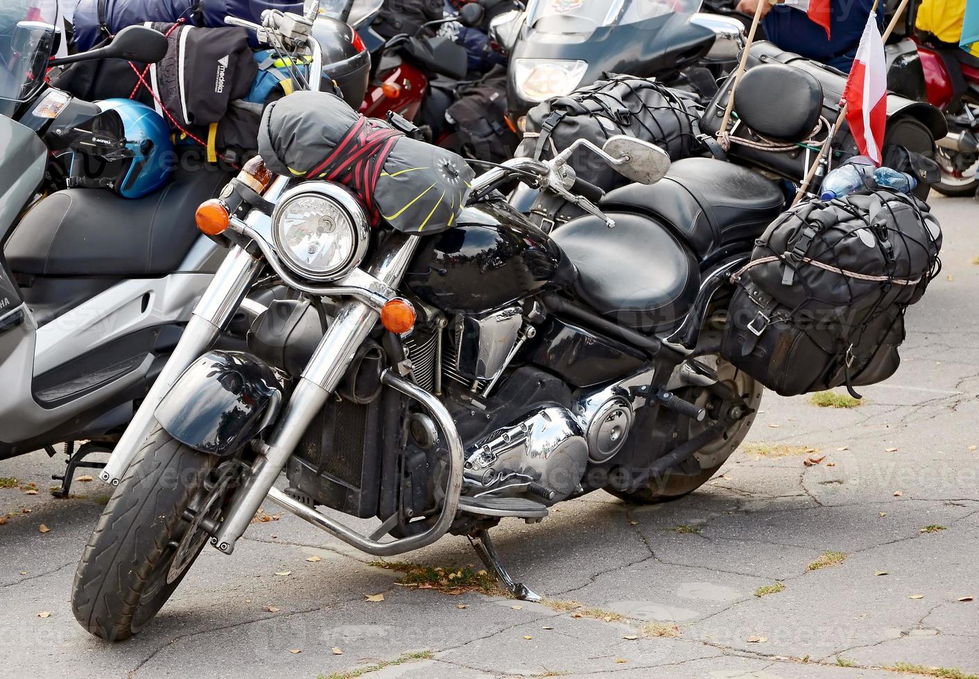 motocicleta plateada foto