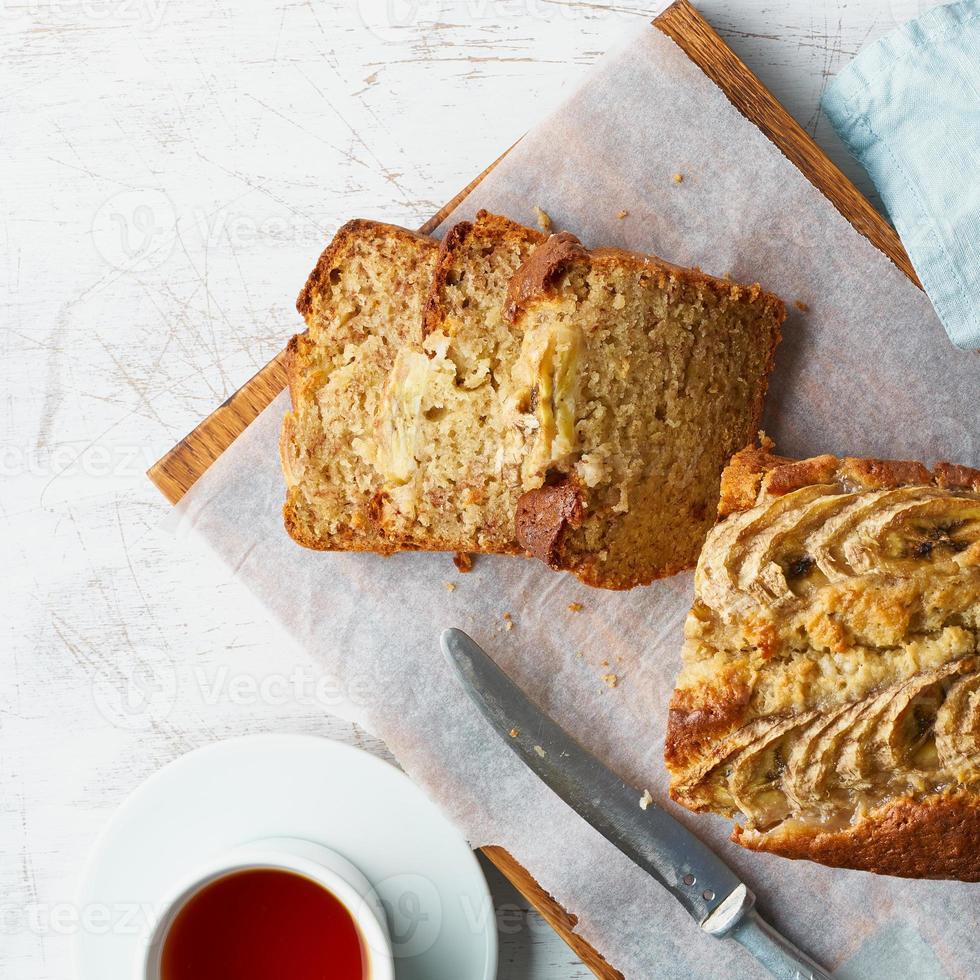 pan de banana. pastel con plátano, cocina americana foto