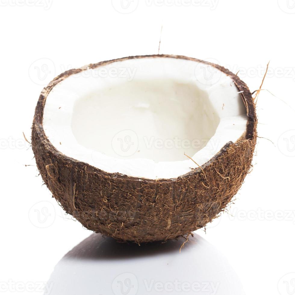 cocos sobre fondo blanco foto