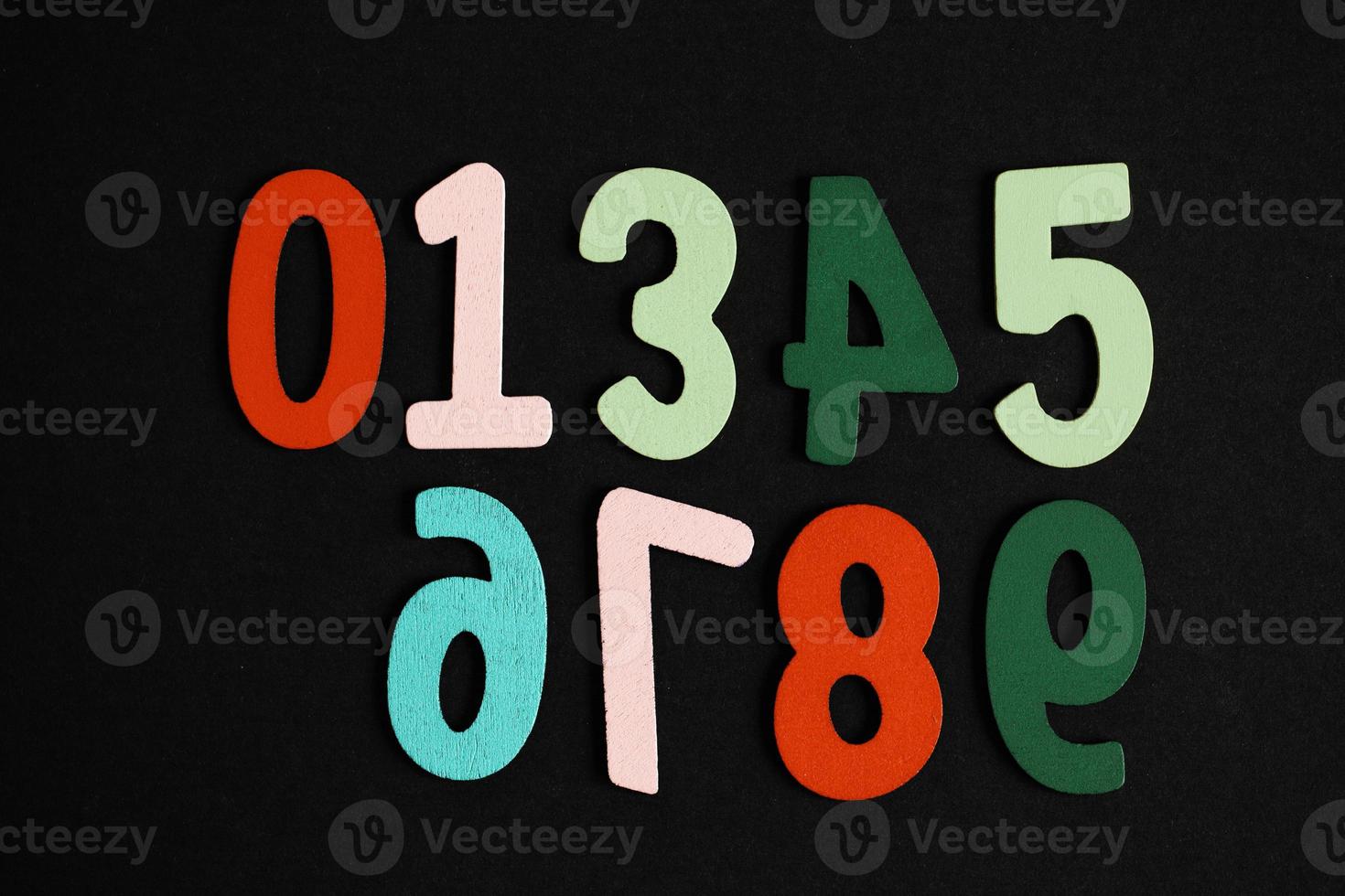 Background of numbers. from zero to nine. Numbers texture. Finance data concept. Matematic. Seamless pattern with numbers. financial crisis concept. Business success. photo