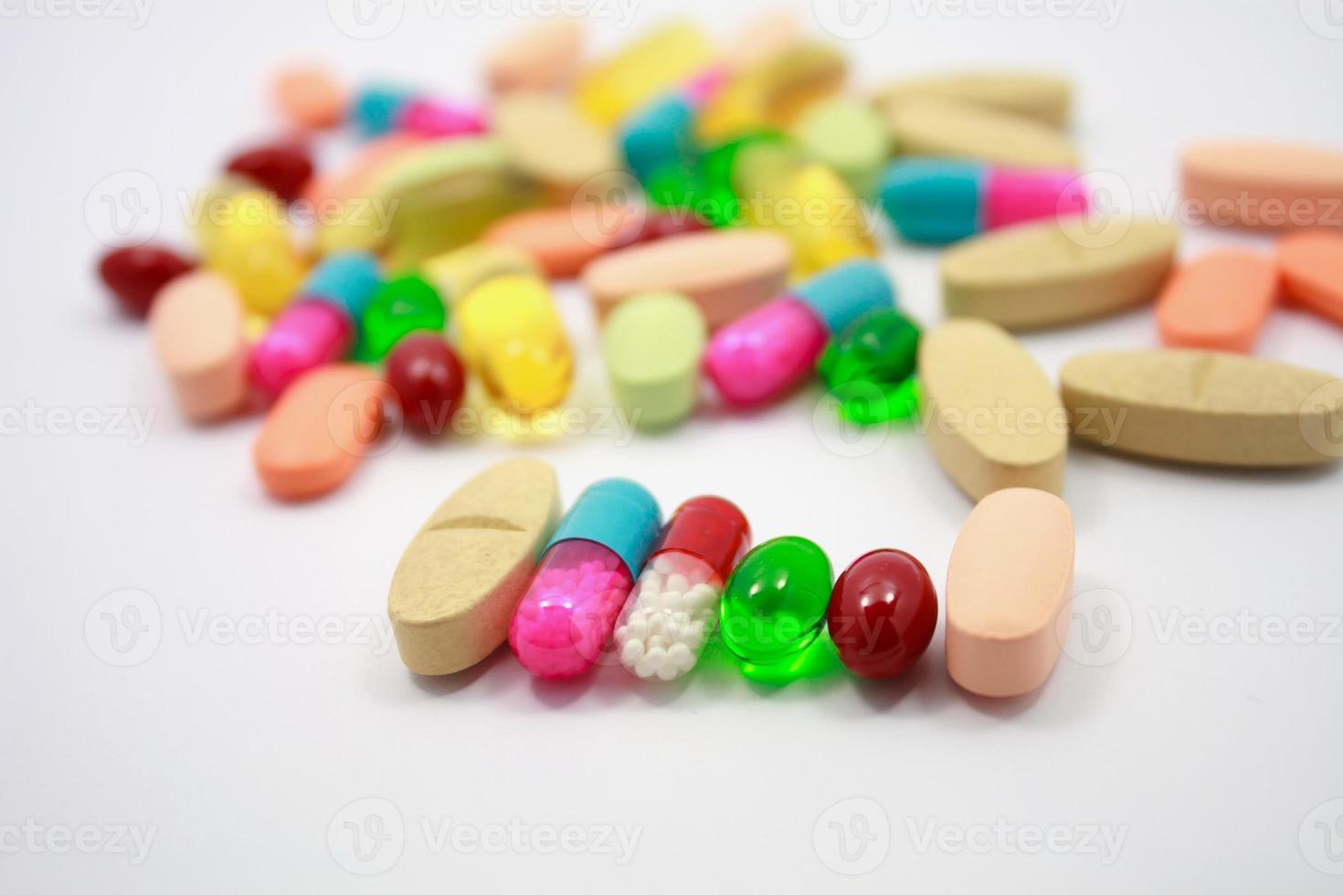 pills and capsules photo