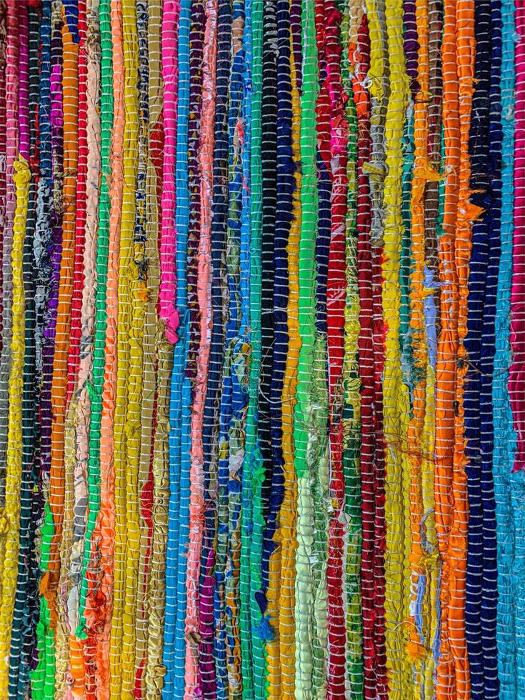 fondo de alfombra textil de color. textura de la alfombra foto