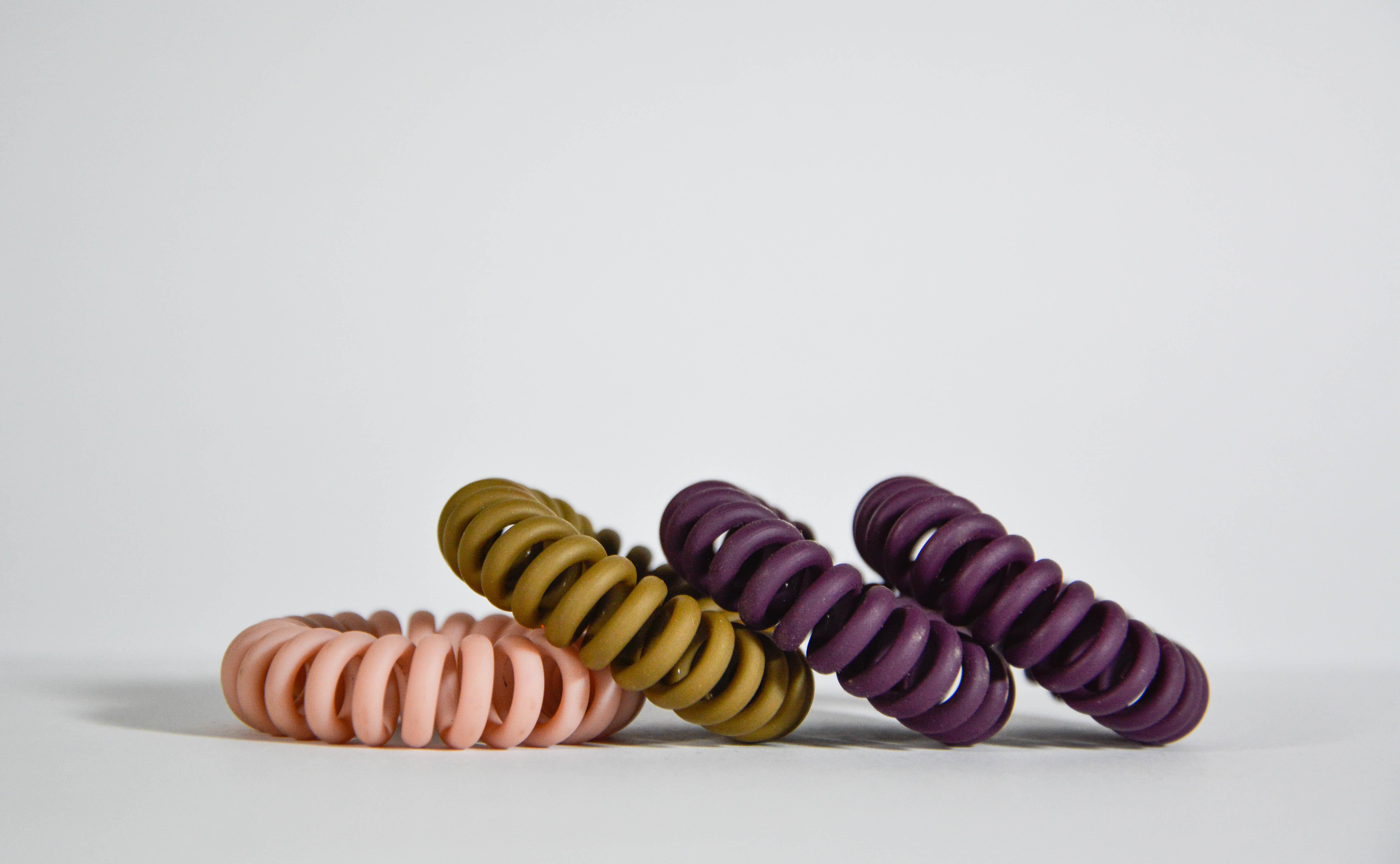 Rubber Band Stock Photos, Images and Backgrounds for Free Download