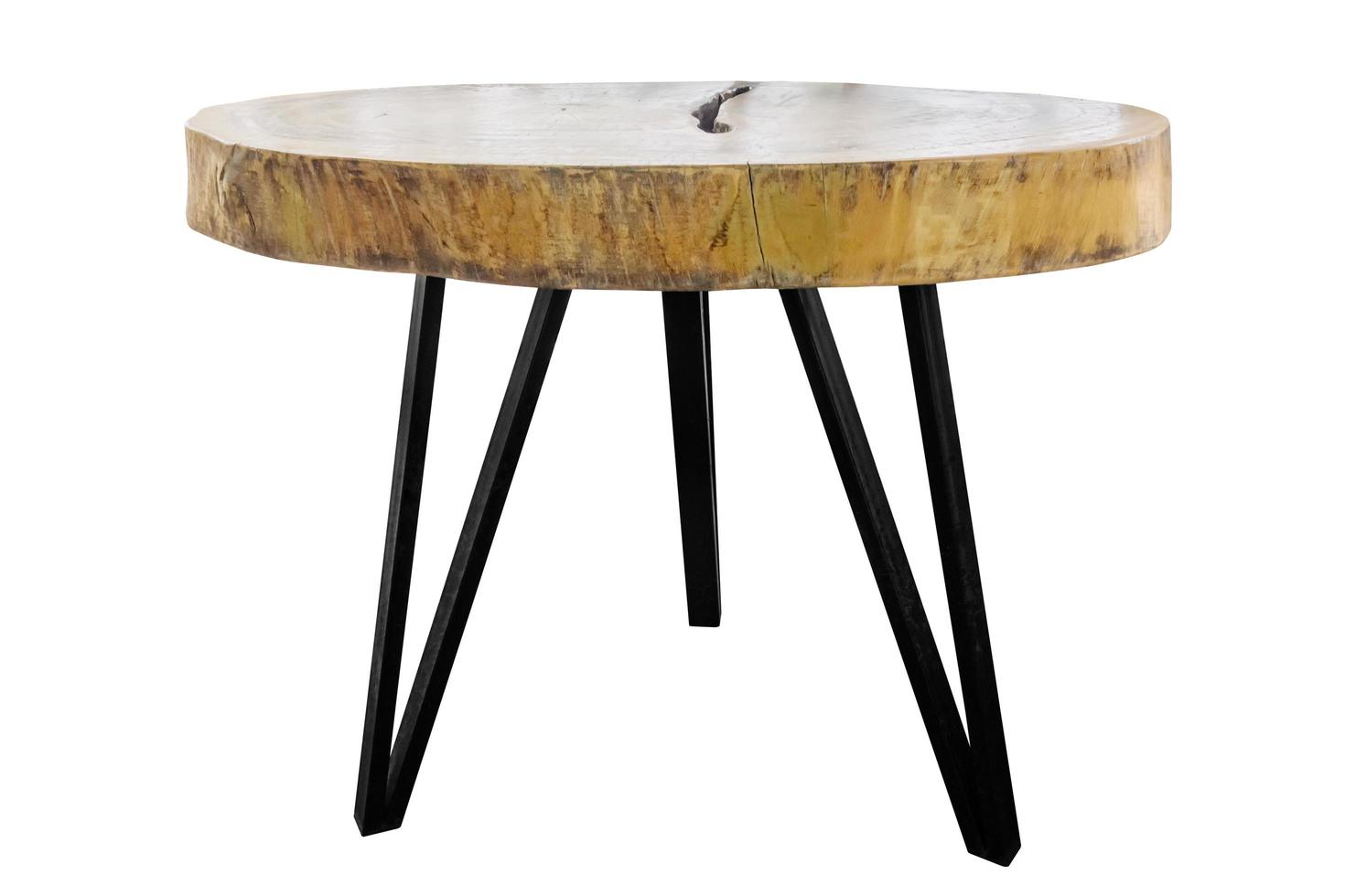 mesa de madera con patas de acero. foto