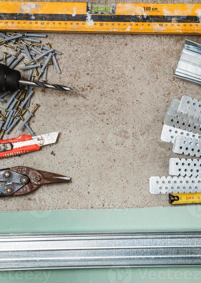 Instruments for build a plasterboard walls photo