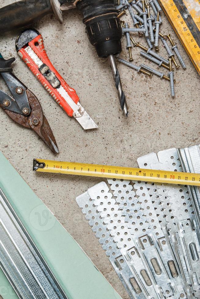 Instruments for build a plasterboard walls photo