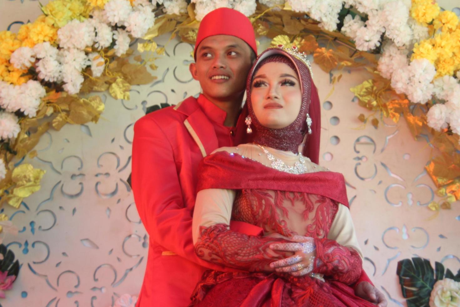 Romantic Indonesian Muslim Bride photo