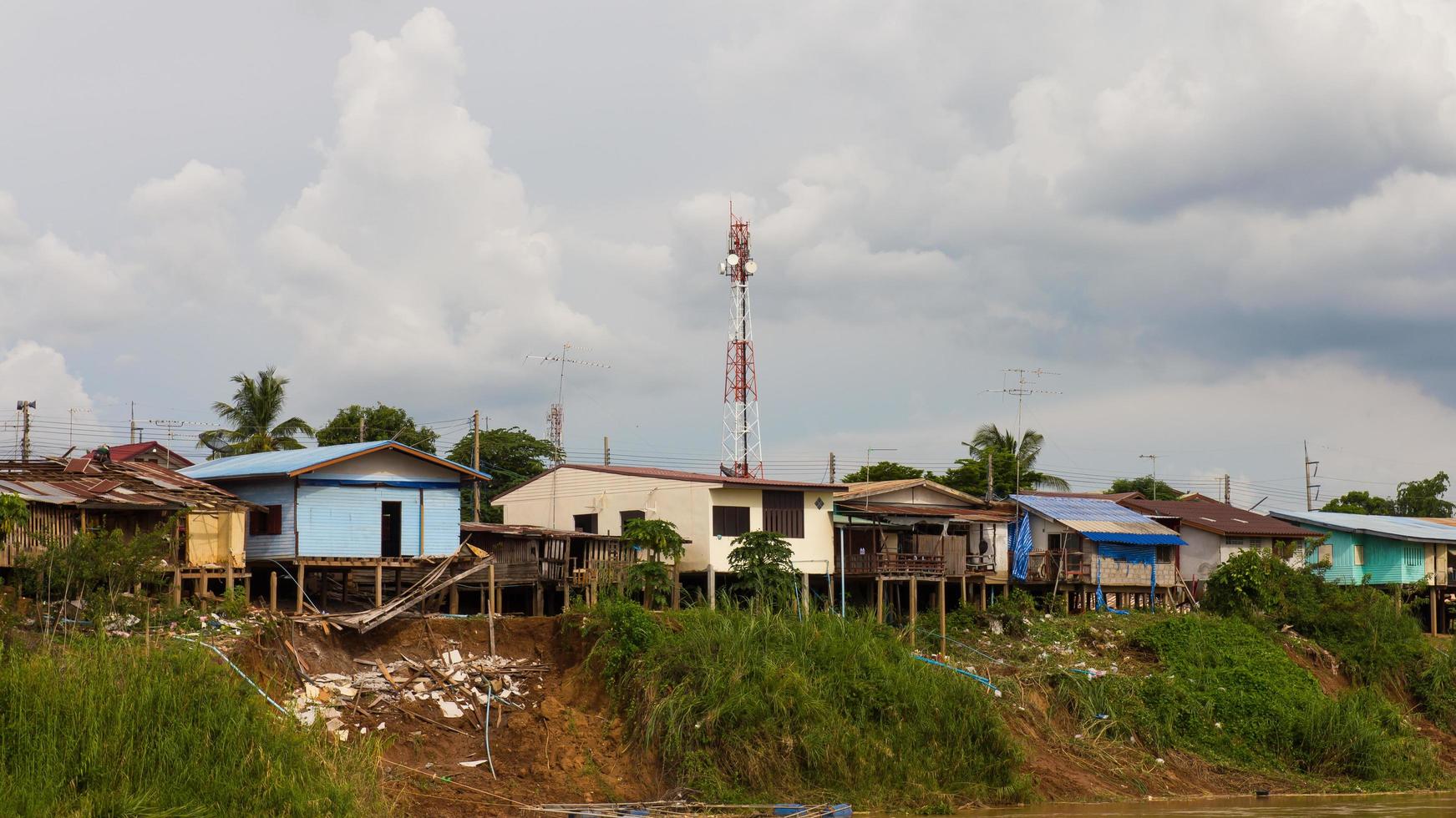 Housing coastal landslides photo