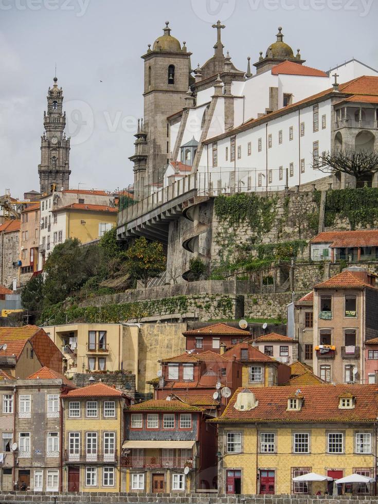 la ciudad de porto en portugal foto