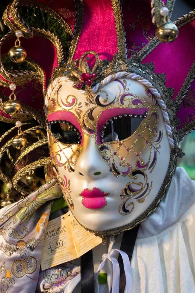 Londres, Reino Unido, 2012. Máscaras venecianas a la venta en Winter Wonderland en Hyde Park. foto