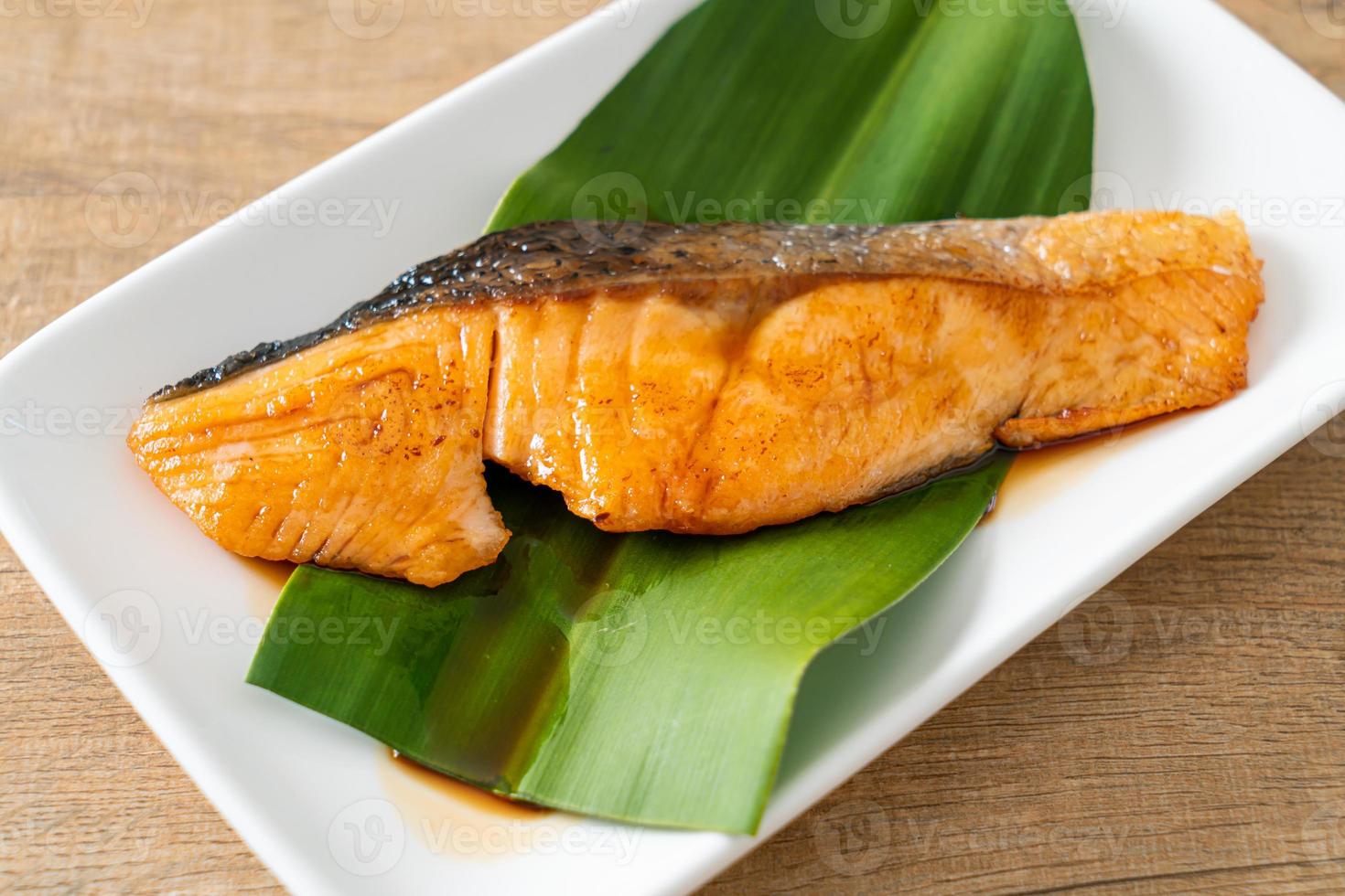 Grilled Salmon Steak with Soy Sauce photo