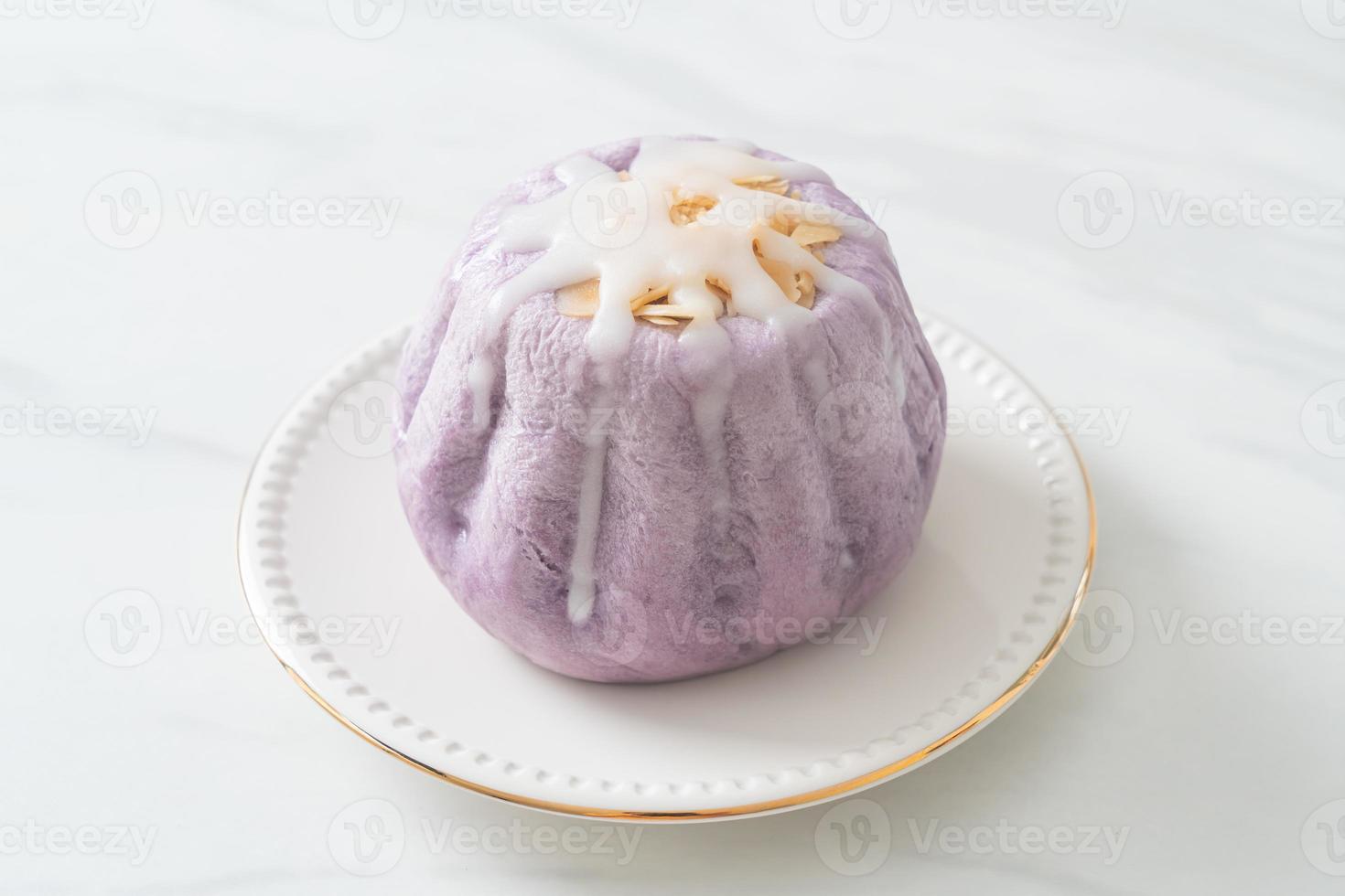 taro bun with white sugar cream and nut photo