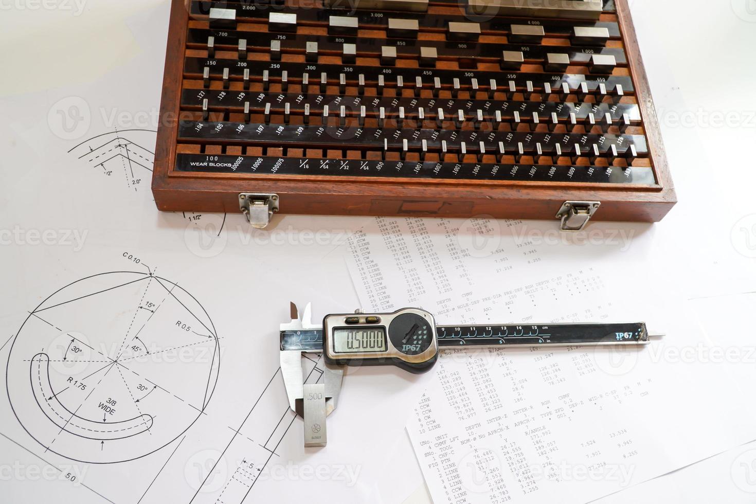 Digital micrometers and digital vernier calipers perform calibration on block grades,Gauge Blocks Precision Metric photo