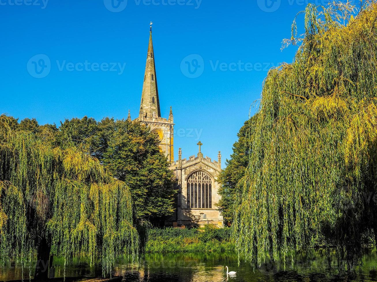 hdr iglesia de la santísima trinidad en stratford upon avon foto