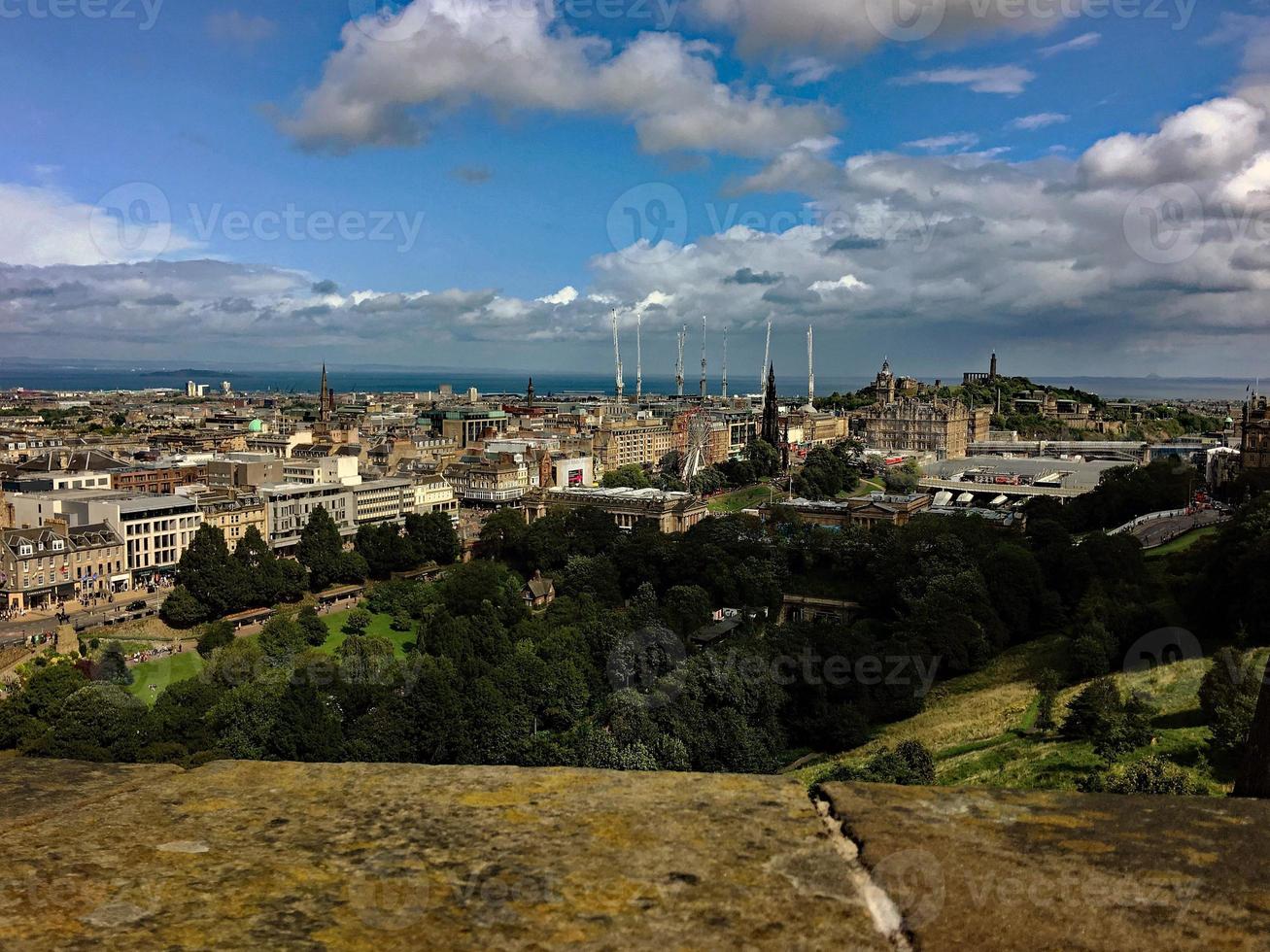 una vista de edimburgo en escocia foto