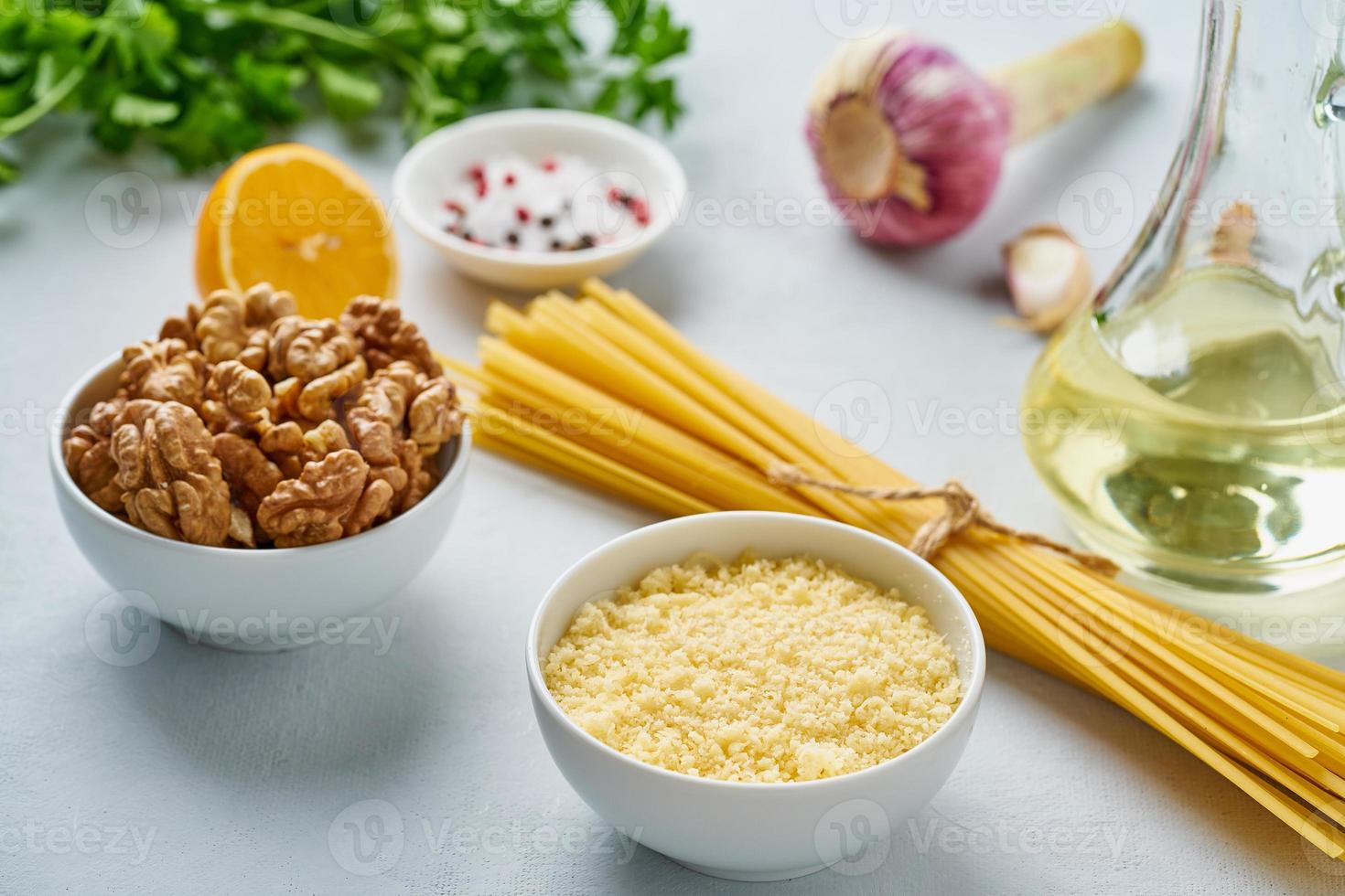 Step by step recipe. Pesto pasta, bavette with walnuts, parsley photo