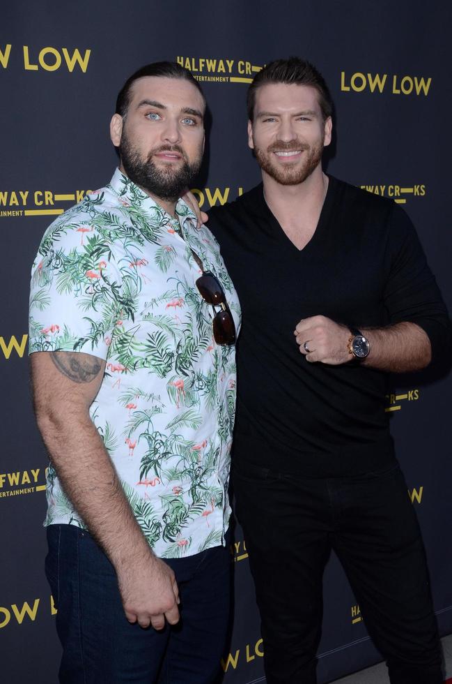 los angeles, ca, 15 de agosto de 2019 - weston cage coppola y jesse kove en el estreno de low low los angeles foto