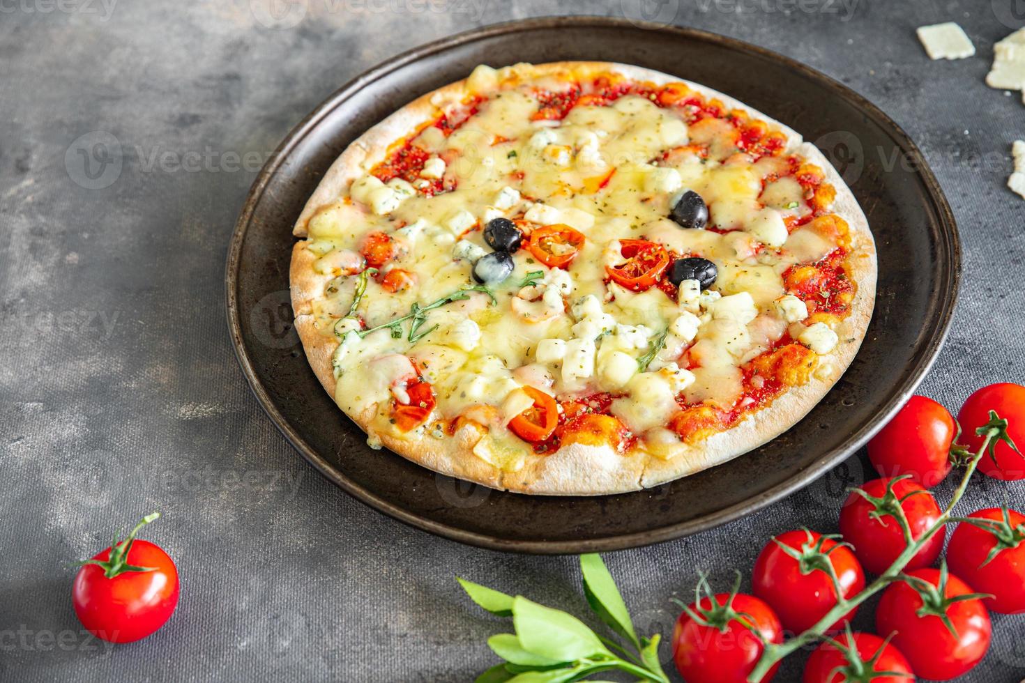 vegetable pizza cheese, tomato sauce, olive fresh meal food snack on the table copy space food photo