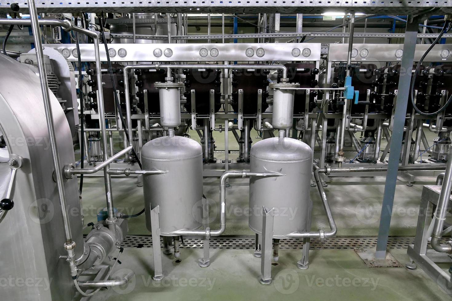 fábrica para la producción de almidón a partir de patatas. el interior de la empresa. producción química foto