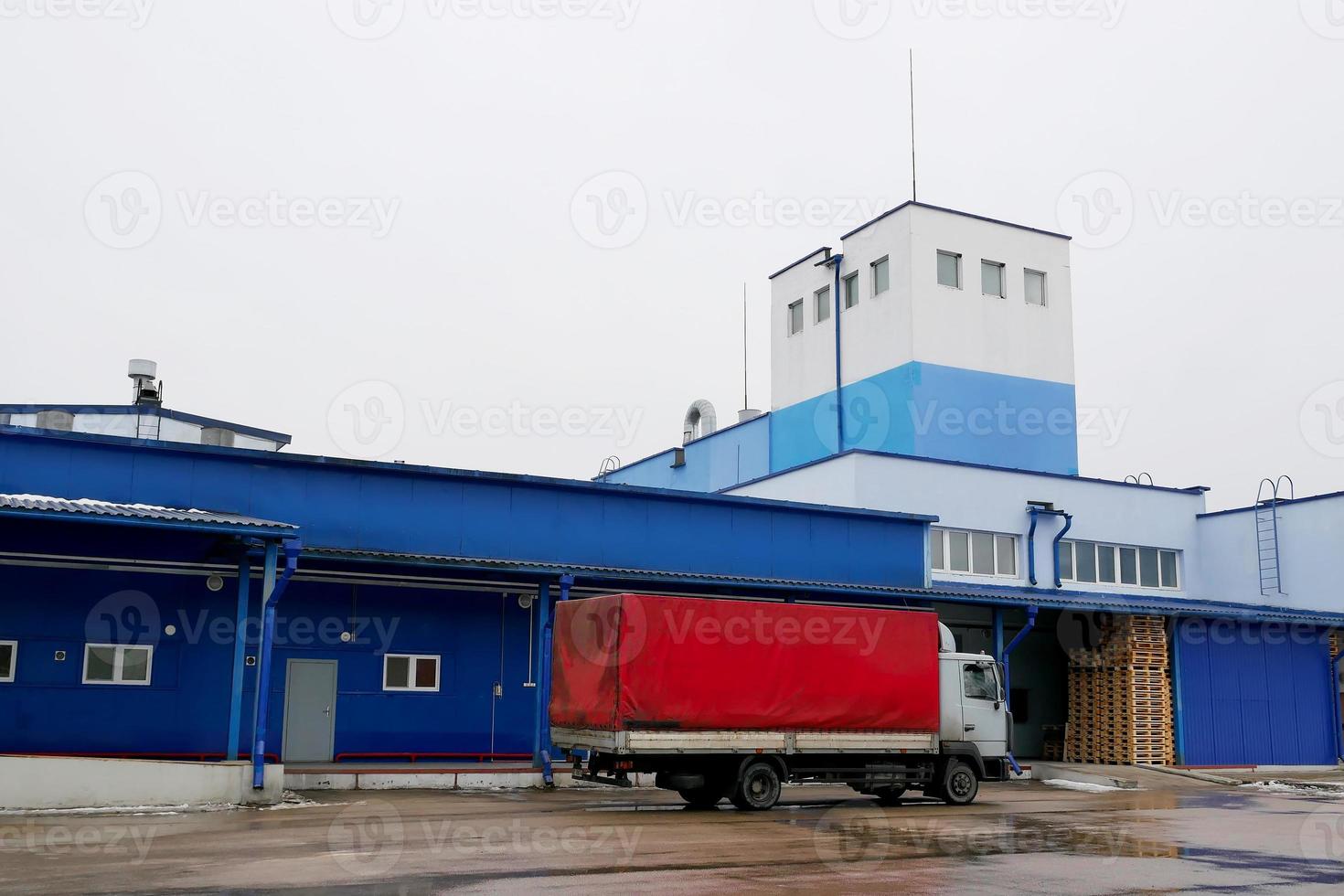 Truck loading at the factory photo