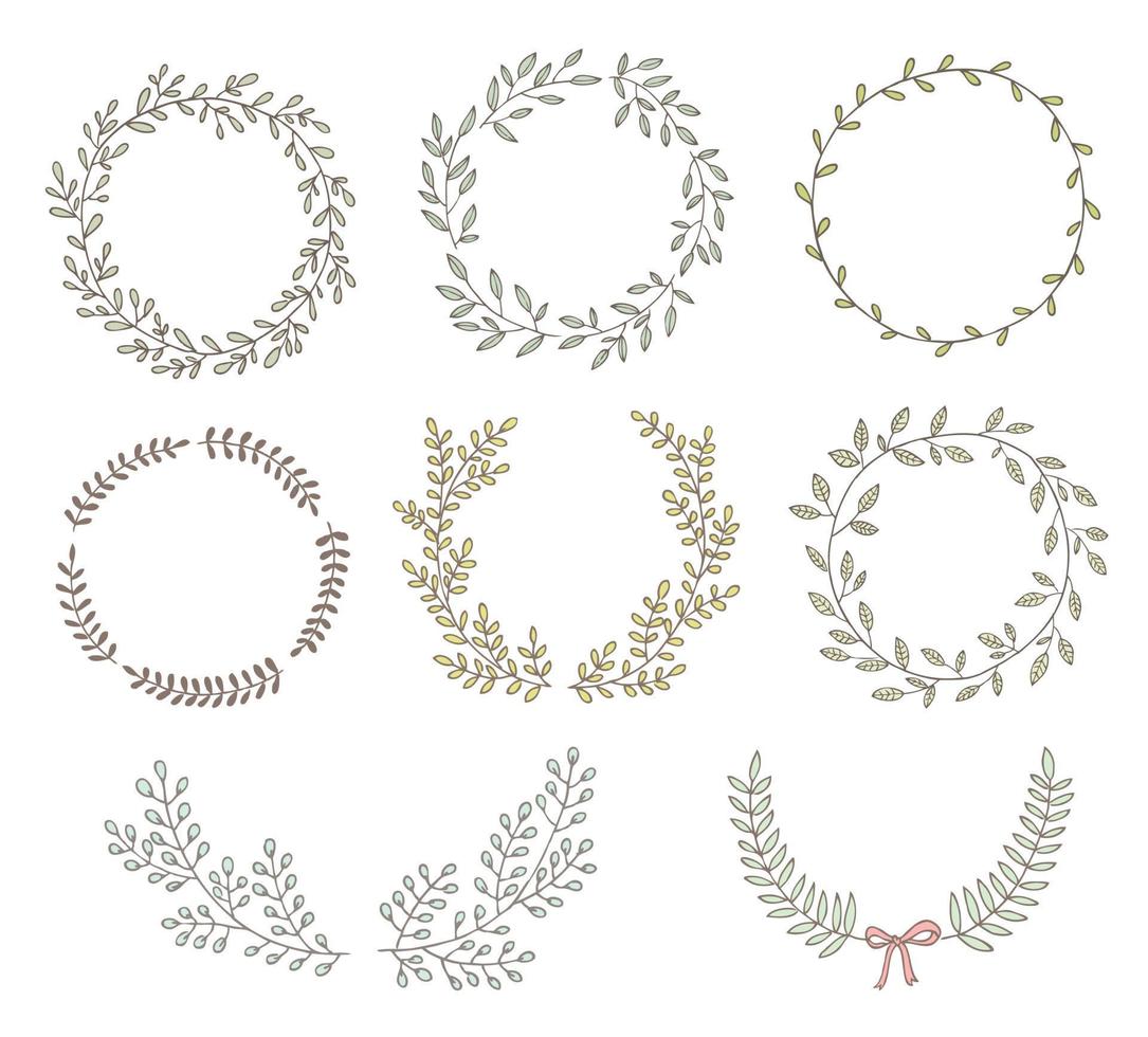 conjunto dibujado a mano de coronas y laureles. elementos decorativos circulares vector