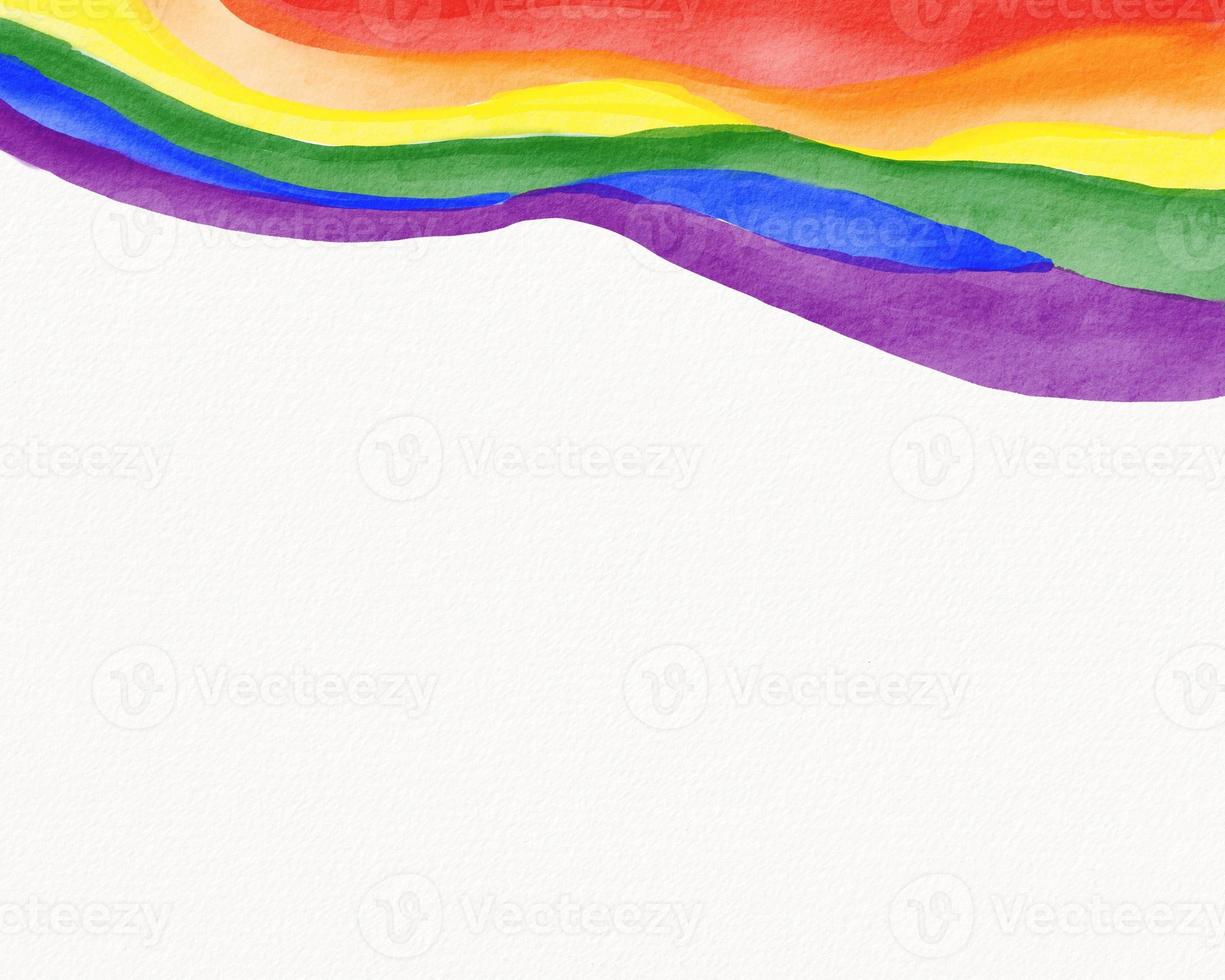 concepto de textura de acuarela del mes del orgullo lgbt. estilo de pincel de arco iris aislado sobre fondo blanco. foto