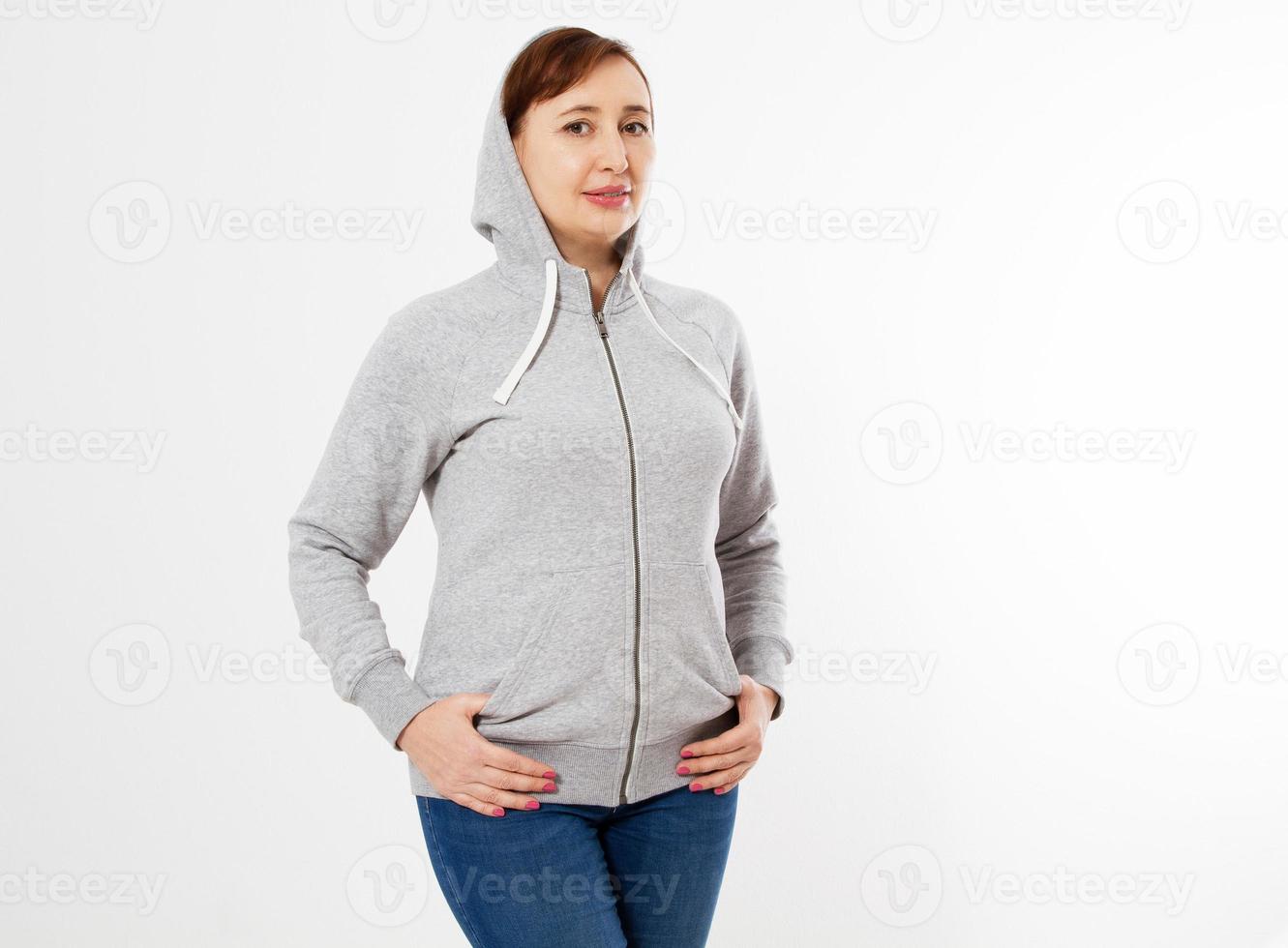 mujer en maqueta de sudadera con capucha gris - en blanco foto
