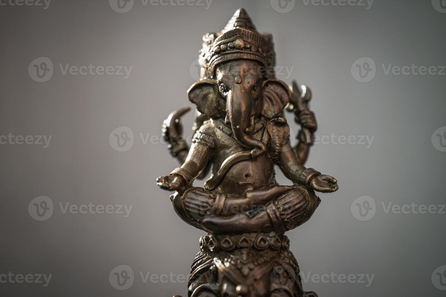 Ganesha es el dios del éxito. que los hindúes en la India y los budistas de todo el mundo respetan y adoran. foto