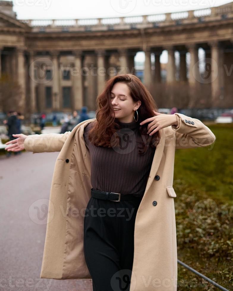 Beautiful funny naughty stylish fashionable happy girl dancing on streets of St. Petersburg city. Charming smiling woman with long dark hair, vertical 7542465 Stock Photo at Vecteezy Beautiful funny naughty stylish fashionable happy girl dancing on streets of St. Petersburg city. Charming smiling woman with long dark hair, vertical 7542465 Stock Photo at Vecteezy