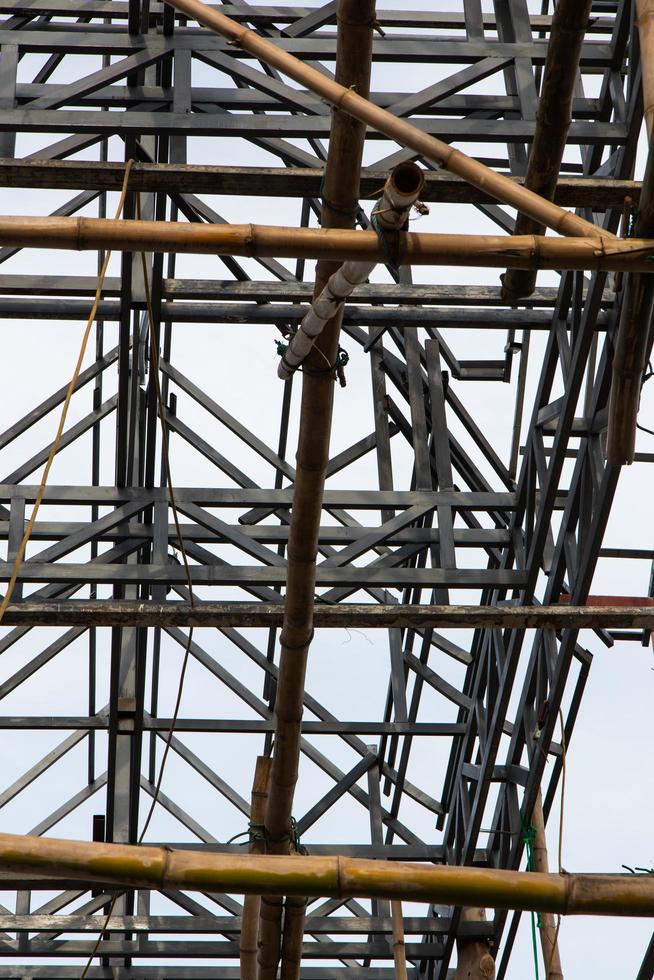 Low angle structures within the scaffold. photo