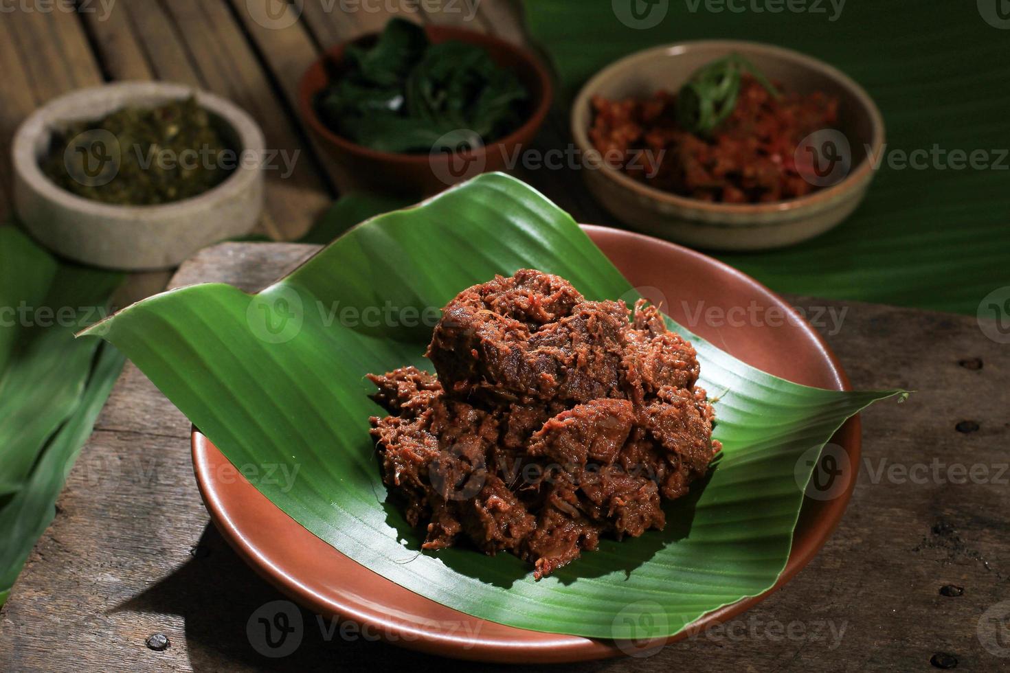 rendang padang comida indonesia foto