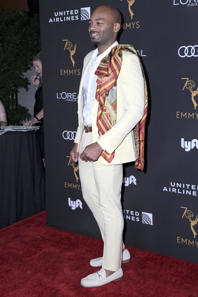 los angeles, 15 de septiembre - brandon victor dixon en la academia de televisión honra a los artistas nominados al emmy en el centro wallis annenberg para las artes escénicas el 15 de septiembre de 2018 en beverly hills, ca foto