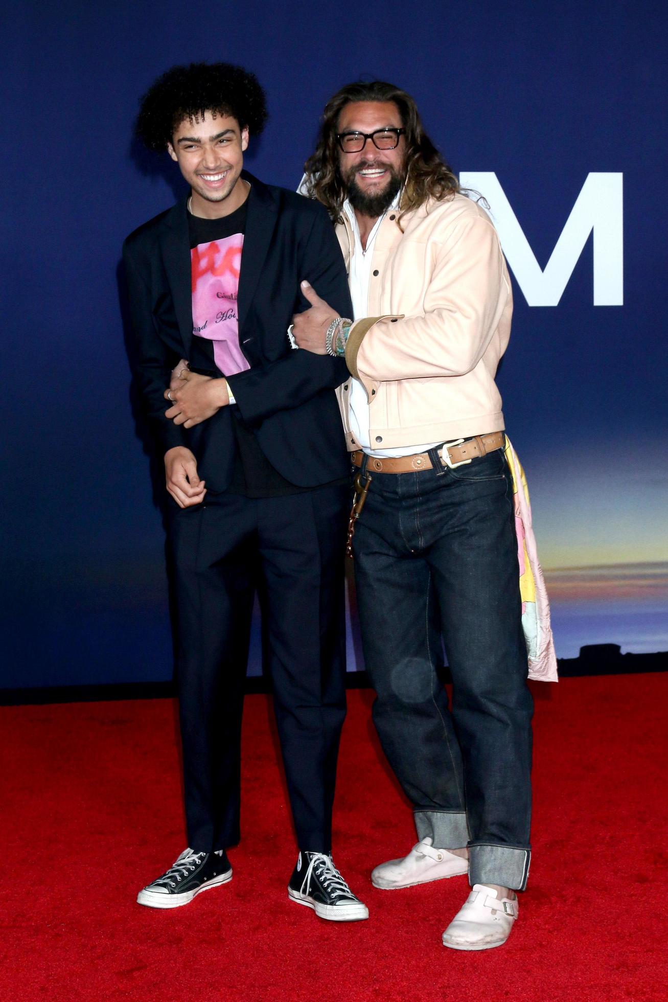 LOS ANGELES, APR 4 - Archie Madekwe, Jason Momoa at the Ambulance