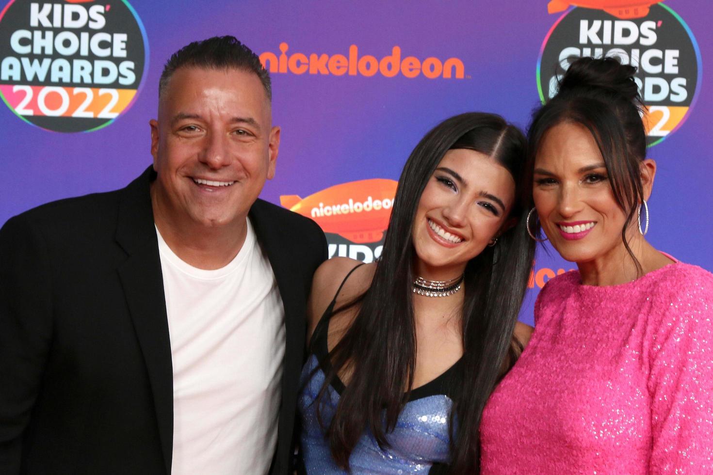 LOS ANGELES, APR 9 - Charli DAmelio, parents at the 2022 Kids Choice Awards at Barker Hanger on April 9, 2022 in Santa Monica, CA photo