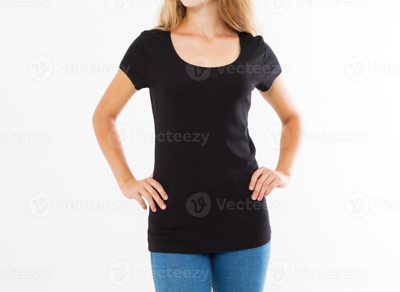 hermosa niña mujer en una camiseta negra imagen recortada maqueta camiseta  7584387 Foto de stock en Vecteezy