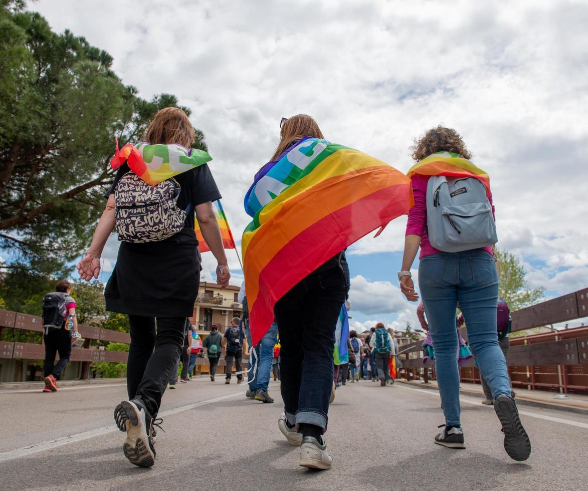 asís, italia, 2022-marcha por la paz contra toda guerra foto