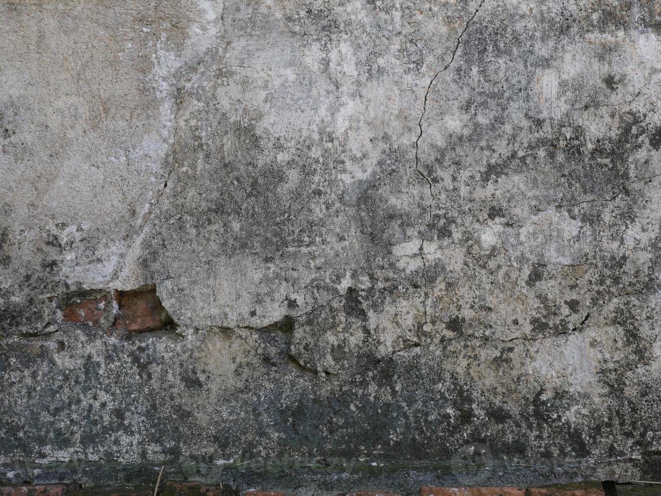 old stone wall photo