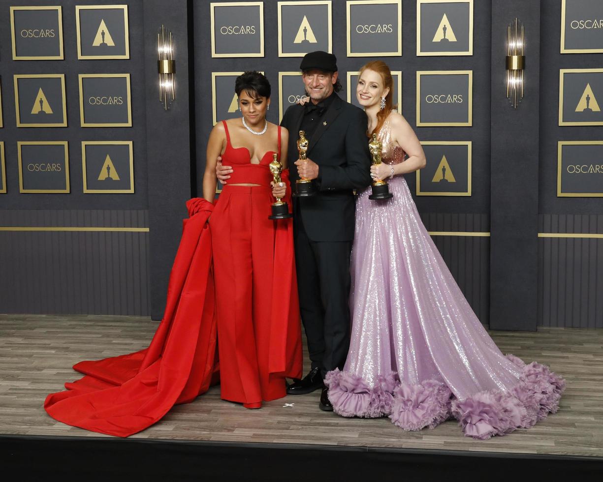 LOS ANGELES, MAR 27 - Ariana DeBose, Troy Kotsur, Jessica Chastain at the 94th Academy Awards at Dolby Theater on March 27, 2022 in Los Angeles, CA photo