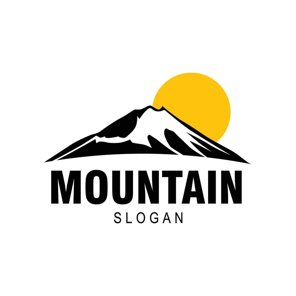 silueta de montaña con diseño de vector de plantilla de logotipo de puesta de sol