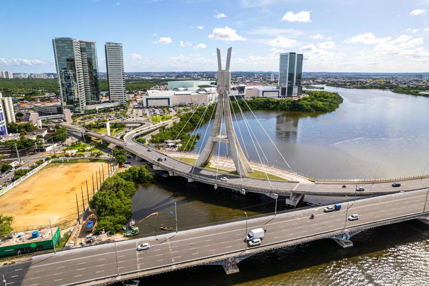 recife, pernambuco, brasil, abr 2022 - vista aérea de recife foto