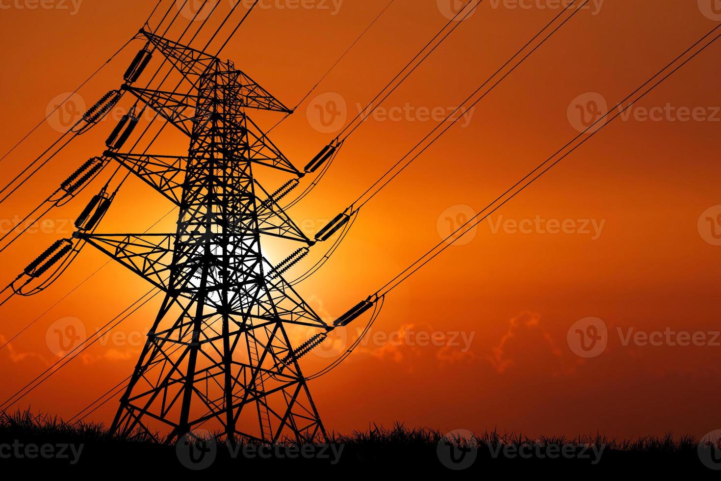 Torre de transmisión de electricidad de alta tensión, poste eléctrico, al  atardecer tomadas cerca de Sanahuja en la comarca de la Segarra, Lleida  Fotografía de stock - Alamy